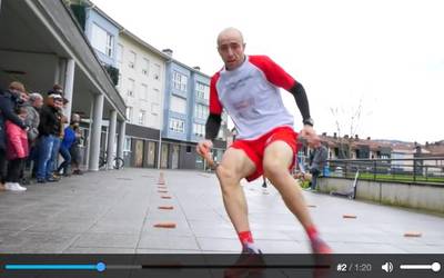 Erronka jokatu du kuadrilla batek gaur goizean Sukia jatetxearen parean