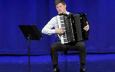 Radu Ratoi akordeoilariak kontzertua eskaini du gaur Aretxabaletan