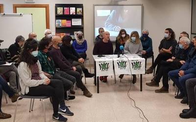 Euskara ikasi gura duten euskal presoentzat "bermeak" eta "eskubideak" eskatu dituzte
