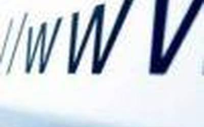30  urte  bete  dira  webgune  batean  lehen  sarbide  publikoa  gauzatu  zenetik