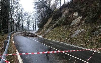 Kontu handiz gidatu behar da; arazoak daude bai Eibarrerako errepidean bai Elorriorakoan
