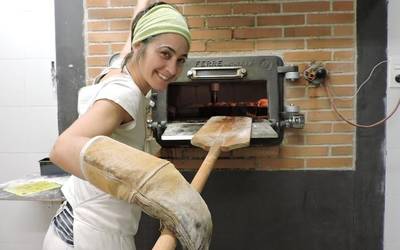 Itziar Egidazu (okina): "Beste hainbat ogiren artean, gaztaina-ogia eramango dut biharko azokara"