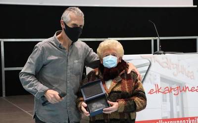 Sasieta omenduz itxi ditu Munibe taldeak historiaurreari lotutako jardunaldiak