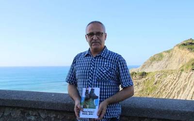 'Zumaia mugarriz mugarri' liburua erosteko aukera dago oraindik