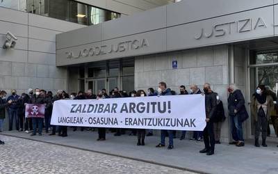 Zaldibarko zabortegiko arduradunek ingurumen deliturik egin ote zuten ikertzen hasi dira