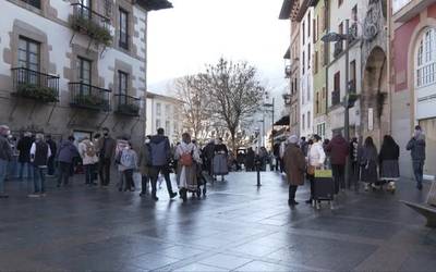 Giro ederra Santamas egunean
