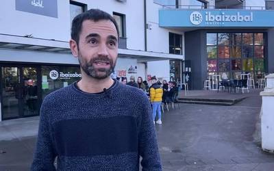[BIDEOA] Ibaizabal ikastola: instalazio bakarra eta COVID ziurtagiriak esku harturiko hiru eremu