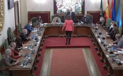 Maiaren udal aurrekontuak atzera bota ditu oposizioak