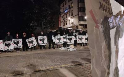 Presoen eskubideak gogoan izan dituzte 2021eko azken egunean