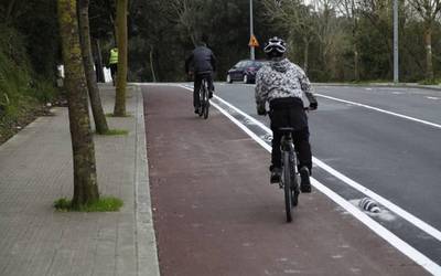 Sopelako erdigunea zeharkatuko duen bidegorria egiteko lanak lizitatu dituzte