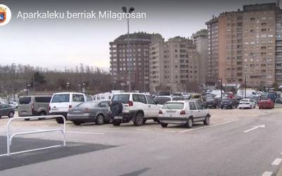 Iruñeko Udalak hiru disuasio-aparkaleku berri zabaldu ditu Arrosadian