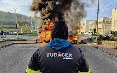 Tubacexeko greba luzeari begirada