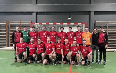 Fagor Profesionalek 27-28 galdu du igoera faseko lehen partida