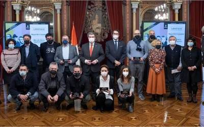 Oskar Gaztelu larrabetzuarrak irabazi dau Miguel de Unamuno Saiakera Saria