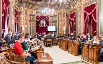 Aurrekontua onartu da EAJren eta PSE-EEren aldeko botoekin
