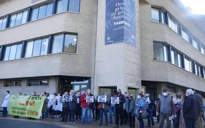 SOS osasungintza publikoa