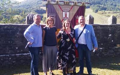 Aiarako Kuadrillako presidentearen dimisioa eskatu dute eskualdeko talde politiko independenteek