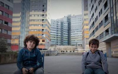 'Uhinak' dokumentalaren estreinaldia egingo du Korrikak ostiralean Faktorian