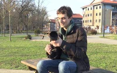 Oier Yaniz, metalezko txoriak gustuko dituen 'spotter'-a