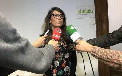 Maider Beloki Unzu (EH Bildu Iruñea): "Agerian geratzen da Na+-en helburua dela euskara desagertaraztea"