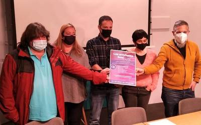 Lan harremanen euskal esparruaren alde egitera deitu dute