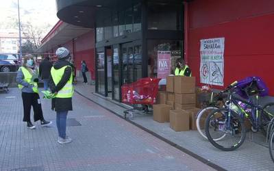 Tolosaldea Sahararekin elkarteak janari bilketa burutu  du eskualdean