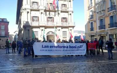 "Lan erreforma hau garatzeko oztopo bat izango gara Nafarroan"