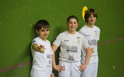 Pilota eskolan izena emateko aukera izango dute haur eta gaztetxoek