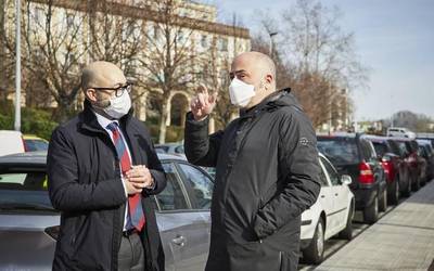 Autobus elektriko batek Leioako metro-geltokia eta EHUko campusa lotuko ditu