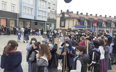 Santa Ageda bezperan, kantari irten gara
