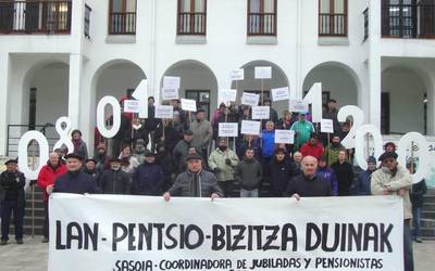 Promesez eta bete gabeko konpromisoez nekatuta