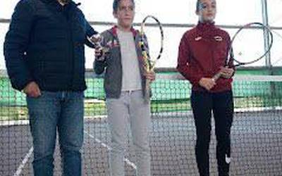 Gipuzkoako Eskolarteko Tenis Txapelketa irabazi du Aiara Carrerak