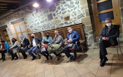 Batzorde berria eratzeko arazoa konpondu dute