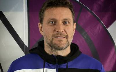 Cristian Levisek Mondrako entrenatzaile izateari utziko dio