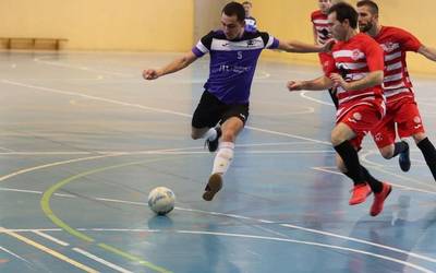 Mondratek galdu eta Eskoriatzak irabazi areto fubolean