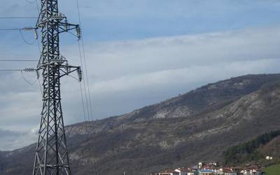 Gasbide proiektuko lanak gelditu du epaiak