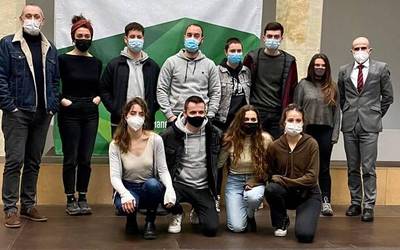 Eleberri grafiko bat, fanzine-erakusketa bat eta websail bat hautatu ditu Batera deialdiak