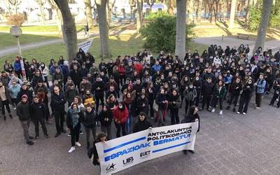 "Ikasle langileentzako" gela bat lortu dute Gasteizko Campusean
