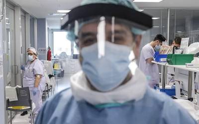 Zortzi positibo atzeman zituzten atzo gure lurraldean, Nafarroa osoan 301