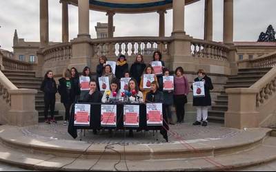 Sistemari su ematera deitu du mugimendu feministak