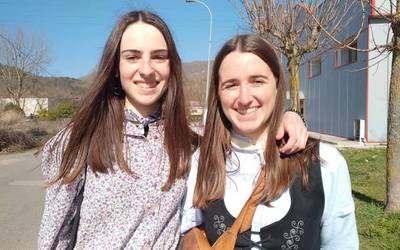 "Gaur herrian eskean gabiltza eta gauean Tolosara joango gara"
