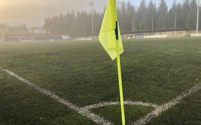Lau egunetako futbol campusa antolatu du Aloña Mendik Aste Santurako