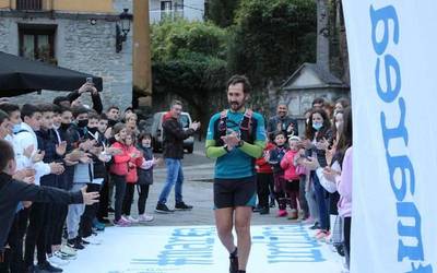 Aise osatu du Imanol Alesonek Marea Urdinaren aldeko Urolako Itzulia erronka