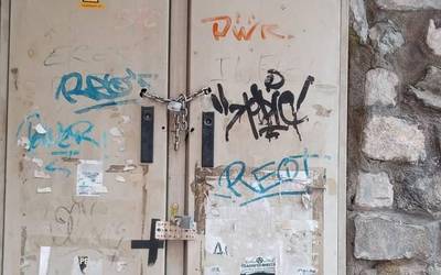 Berriro ere manipulatu dituzte argindar koadroak