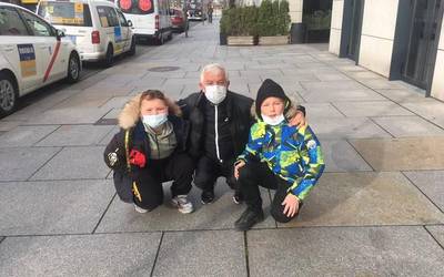 “123 pertsona ukrainar ekartzen ari gara gure taxietan”