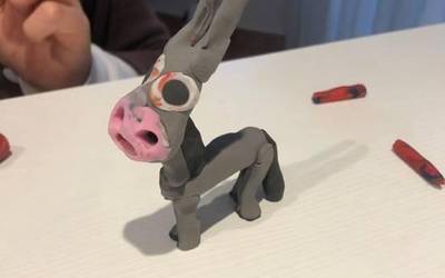 Nire semeak autismoa du, eta orain zer egingo dut?