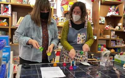 Jolasarekin erlazionatutako edukiak ere, euskaraz