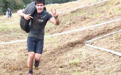 Iñaki Santamaria: "Sufritu arren, oztopoak gainditzen gozatzen da"