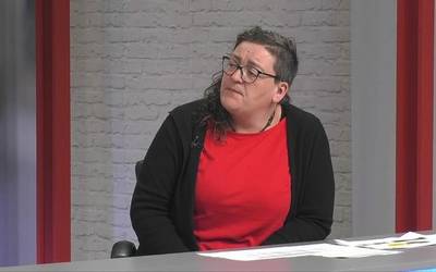 Johana Olabarria: "Gizarteak bizi duen shock egoera, eta hortik atera diren hainbat hausnarketa ikus daitezke Laburbiran"