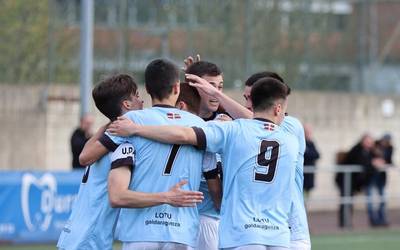 2 eta 1 nagusitu da UDA etxean